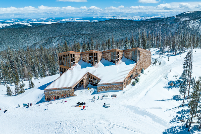 Apache Peak Lodge